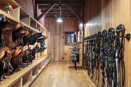 Nydrie - restored tack room